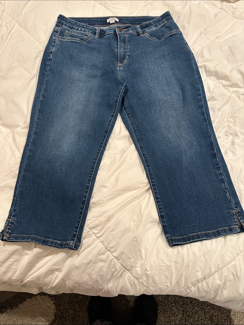 croft & barrow Medium Blue Cropped Jeans